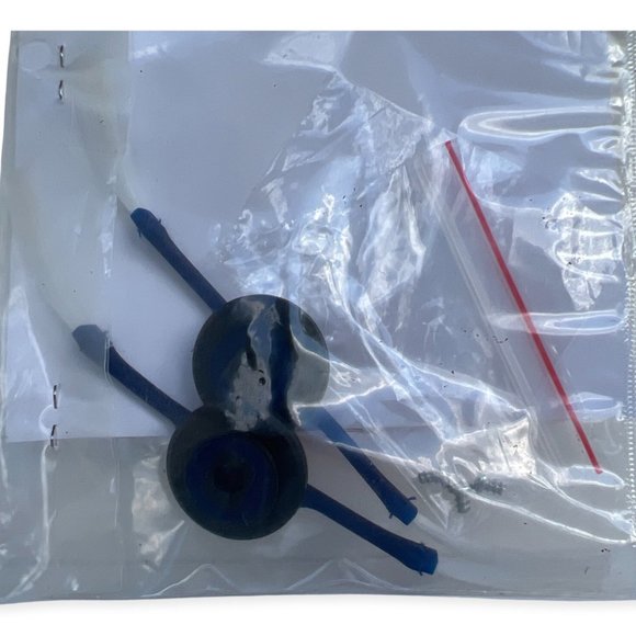 iRobot Roomba vacuum cleaning robot accessories & parts package - Picture 7 of 11